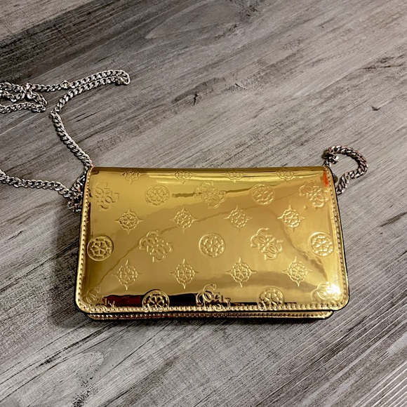 guess walk of fame gold mini crossbody bag - Picture 4 of 10